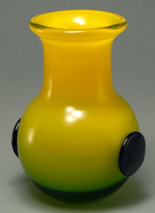 Patrik Chroust - Vase 11 2003 20/19