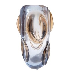 E. Beránek - 5539/18, Vase