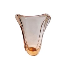 E. Beránek - 5607, Vase