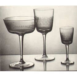 Lednické Rovne - LR 1048, Glasses