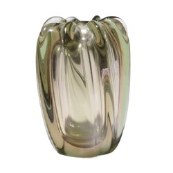M. Velíšková - 5560/14 , Vase