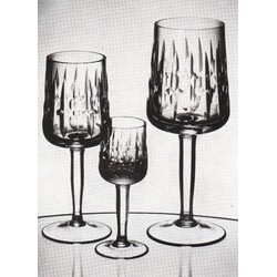 Karolinina huť - 39/37/Z 7681, Glass
