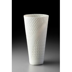 V. Řezáč - vase