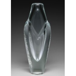 L. Paleček - 7420/32, Vase