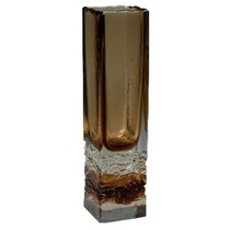 P. Hora - 8622/28, Vase