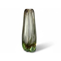 E. Beránek - 5005, Vase