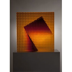 V. Klumpar - Red breaking through