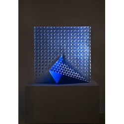 V. Klumpar - Triangl in square