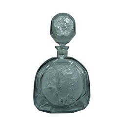 R. Hloušek - Decanter 527