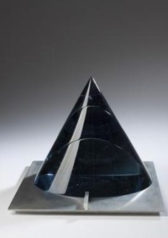 O. Plíva - Sculpture Blauer Kegel