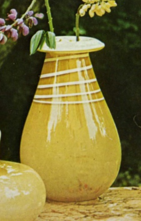 P. Hora - 8519/26, Vase