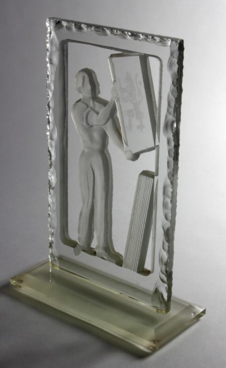 V. + Z. Kepka  - Statue